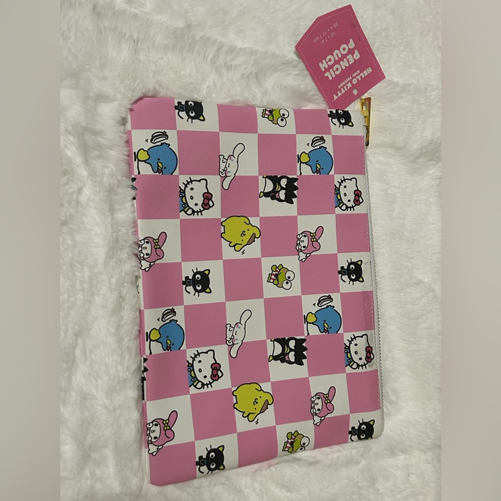 Hello Kitty Pink and White Character Pouch